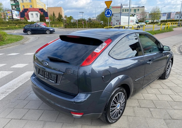 Ford Focus cena 10999 przebieg: 244000, rok produkcji 2005 z Golina małe 232
